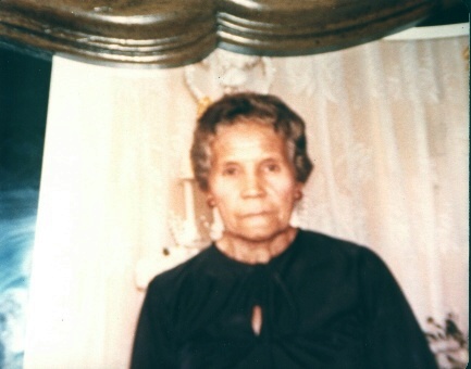 abuelita.JPG (44293 bytes)